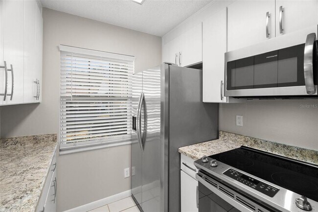 Building Photo - 1438 Millstream Ln