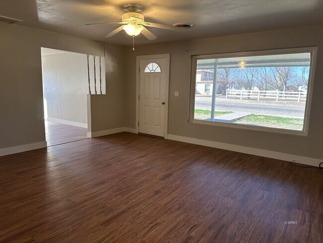 Building Photo - 2883 Bigler Ave