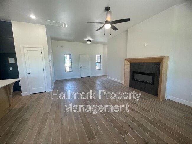 Building Photo - 5012 Misty Wood Ln