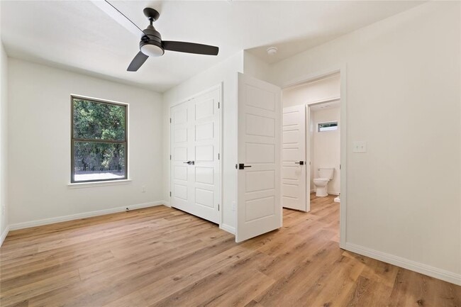 Building Photo - 317 Mill St