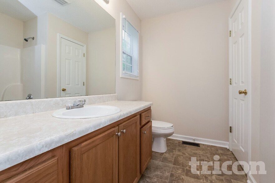 Building Photo - 302 Prometheous Way