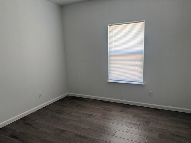 Building Photo - 314 Javier Dr