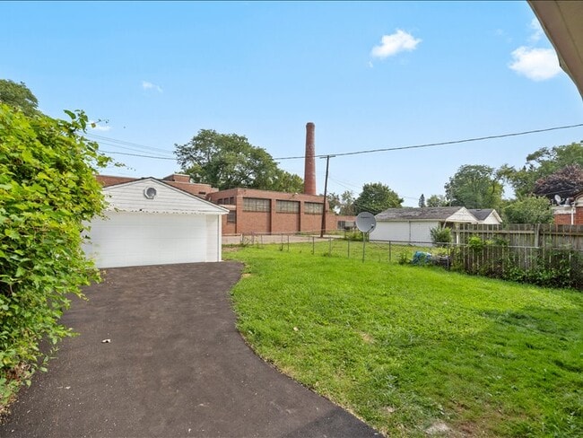 Building Photo - W Chicago