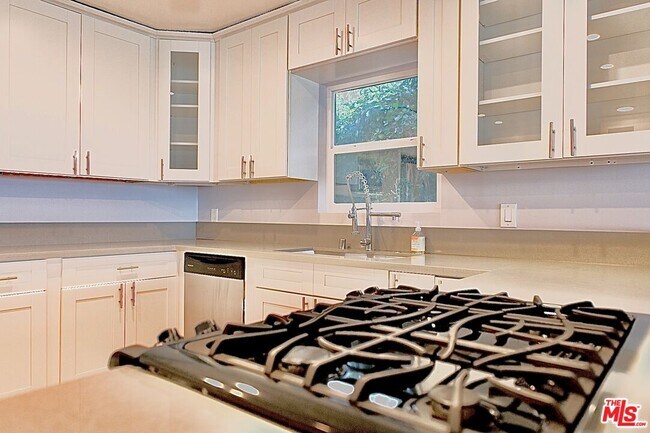 Building Photo - 4219 Don Alegre Pl