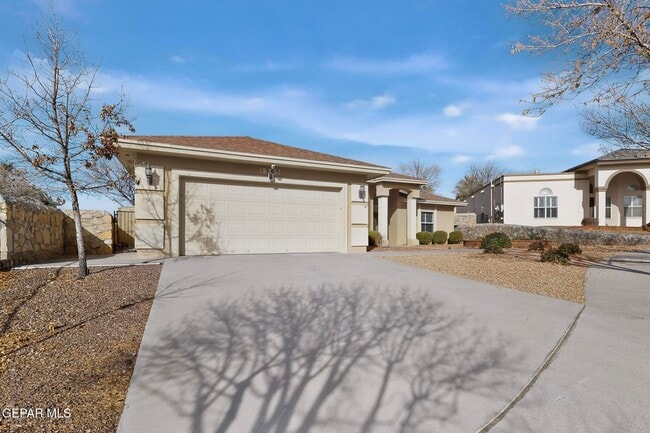 Building Photo - 1365 Desert Canyon Dr