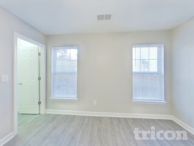 Building Photo - 1027 Alston Hill Dr