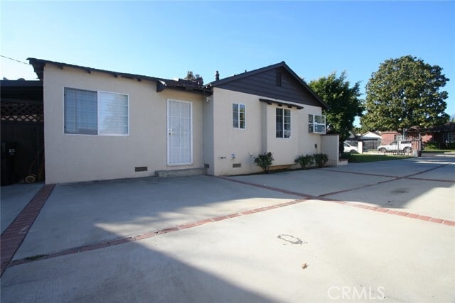 Building Photo - 9968 Daines Dr