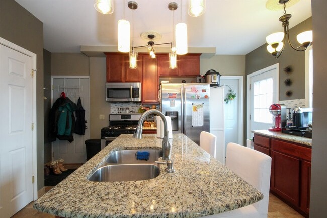 Building Photo - 1315 5th St NE