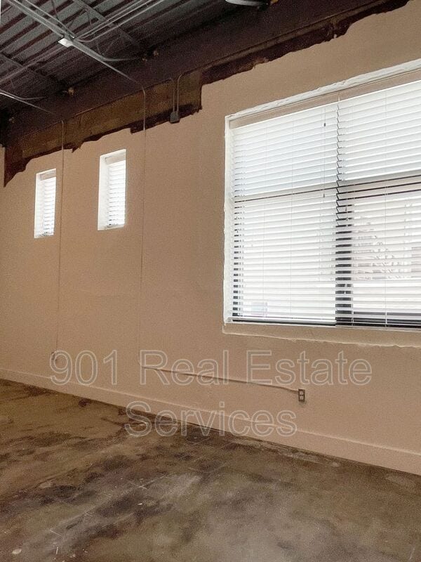 Building Photo - 676 Marshall Ave