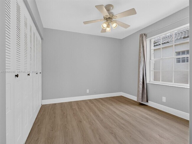 Building Photo - 1520 Seabay Rd