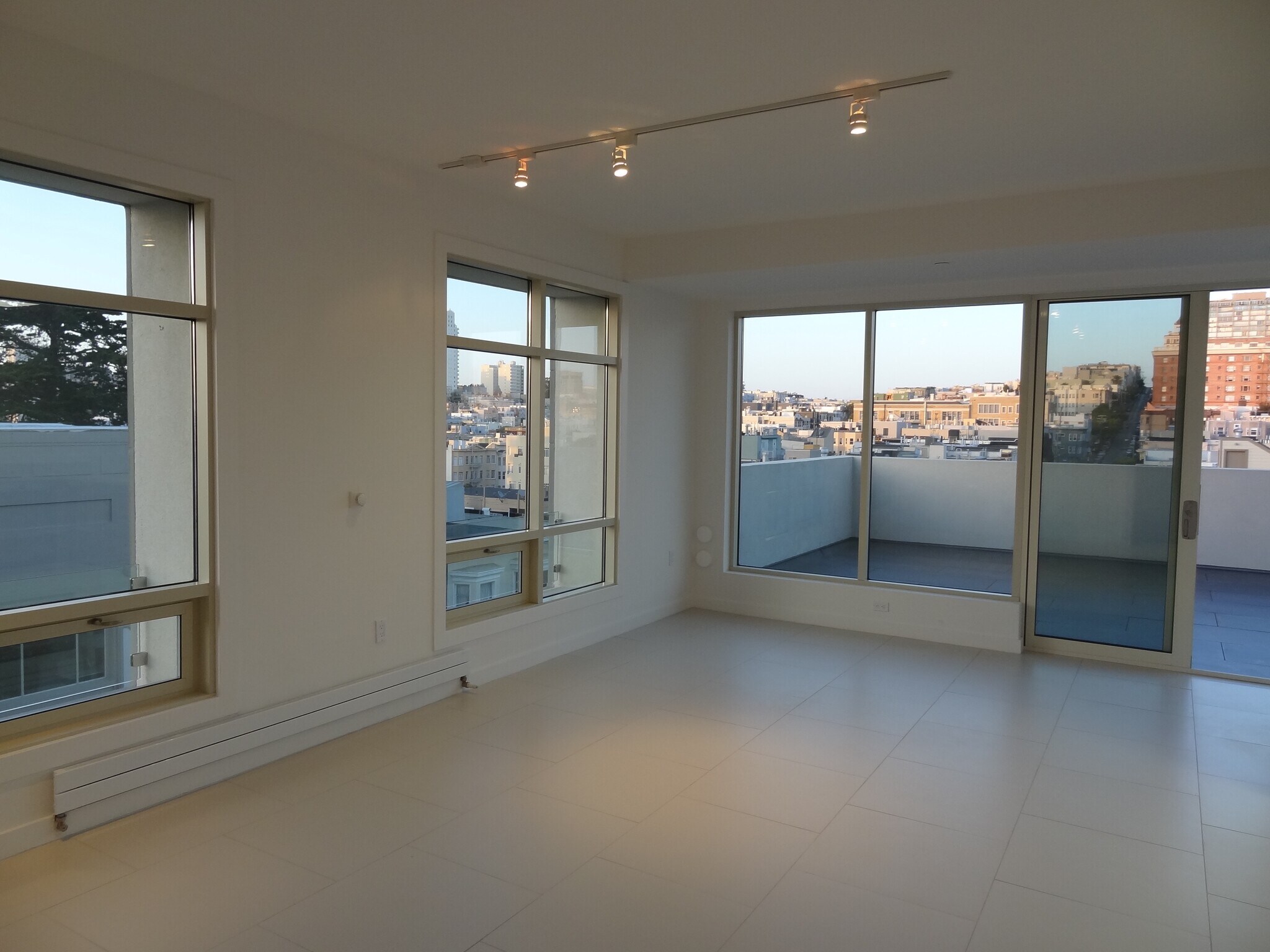 Building Photo - 1868 Van Ness Ave