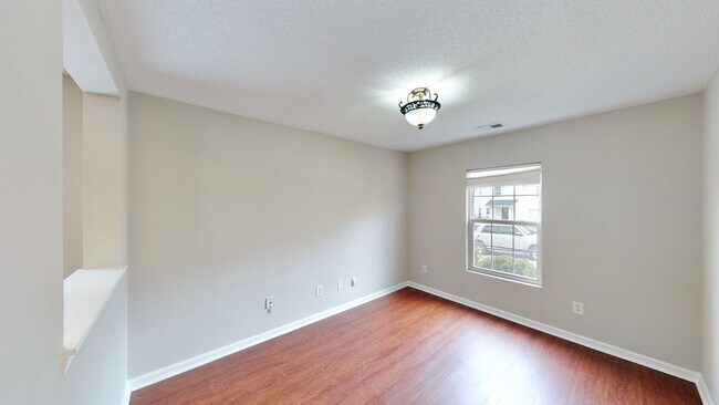 Building Photo - 8139 Deodora Cedar Ln