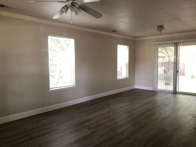 Building Photo - **Reserve for NOW SUMMER 2026** Beautiful Home Close to Downtown Chico