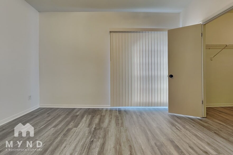 Building Photo - 6500 Harbor Town Dr