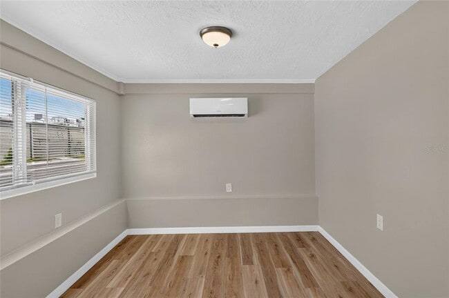 Building Photo - 18015 1st St E