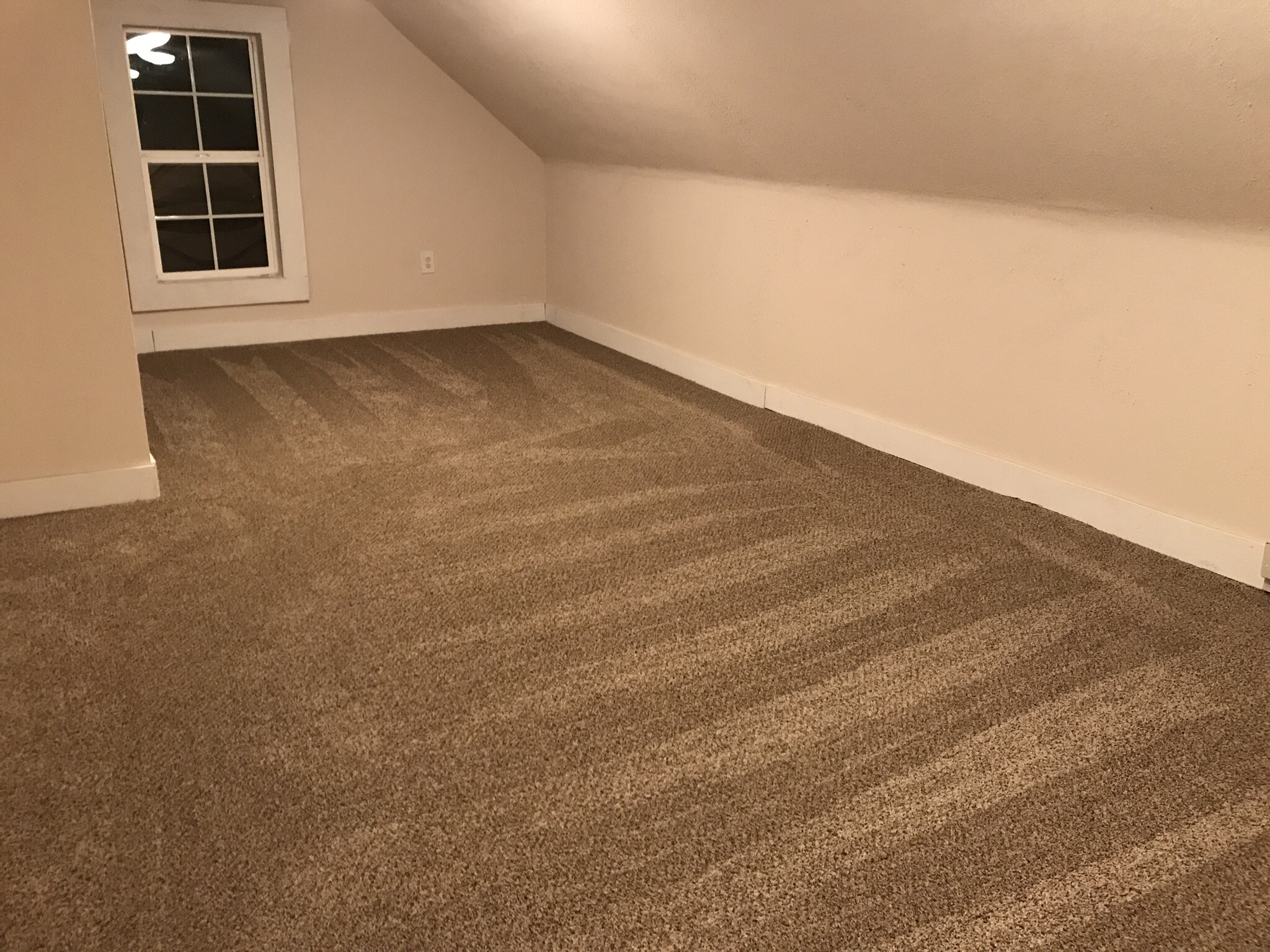2nd bedroom - 567 Walnut St