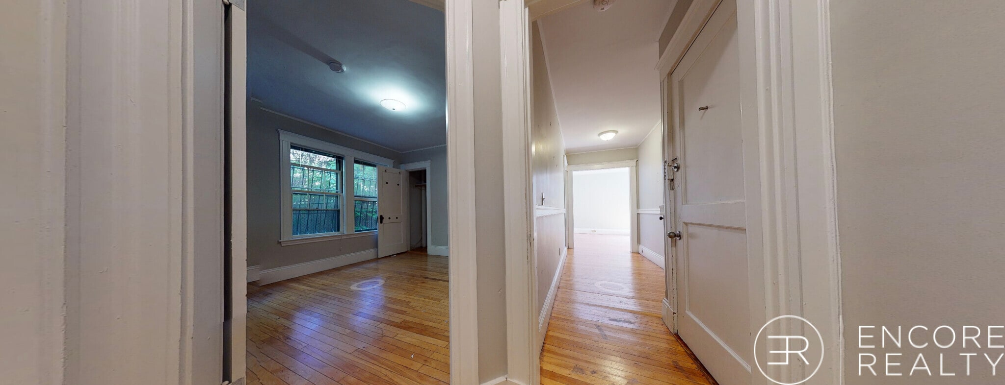 Building Photo - 11 Story St