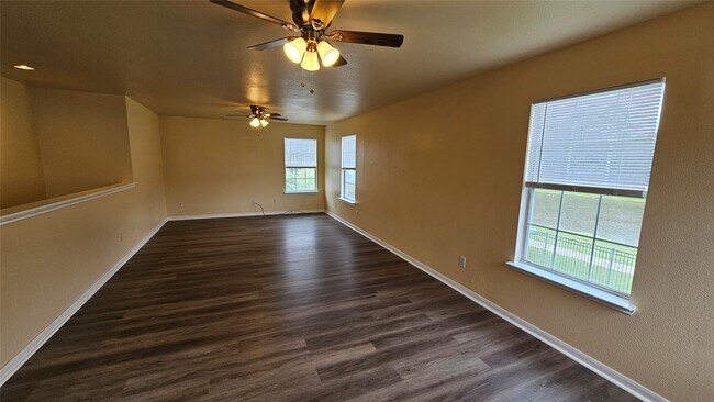 Building Photo - 22135 Greengate Dr