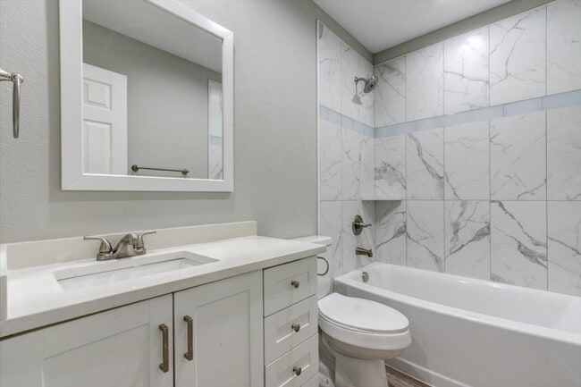 Building Photo - 205 Elysian Hills Dr