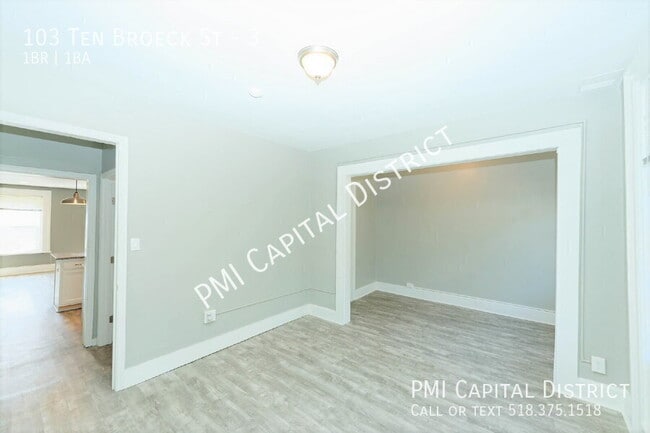 Building Photo - 103 Ten Broeck St