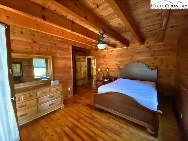 Building Photo - 329 Ballou Mills Rd