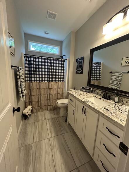 Hall Bathroom - 964 Ware Rd