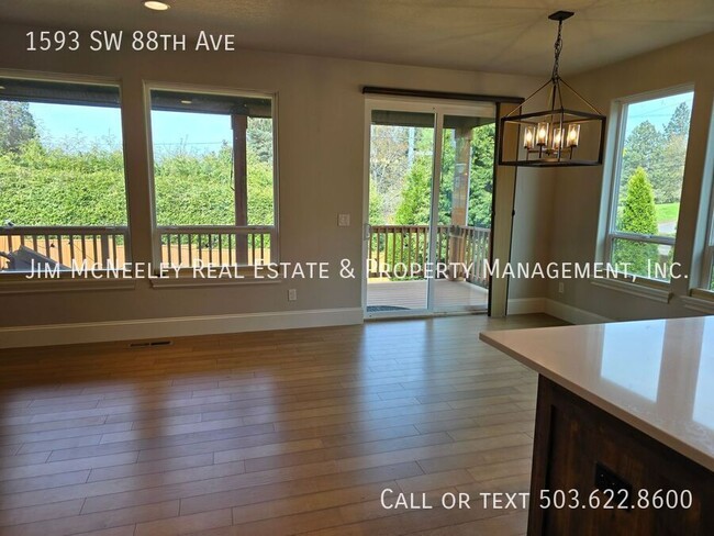 Building Photo - LUXURY 4BR + DEN 3 FULL BATH - CEDAR MILL-...