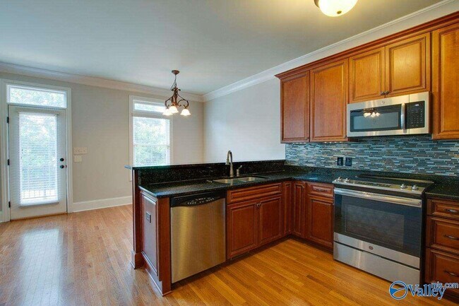 Building Photo - 6421 Lincoln Park Pl NW