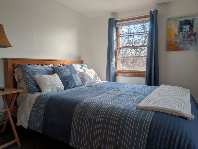 Building Photo - 325 Fulford Ave