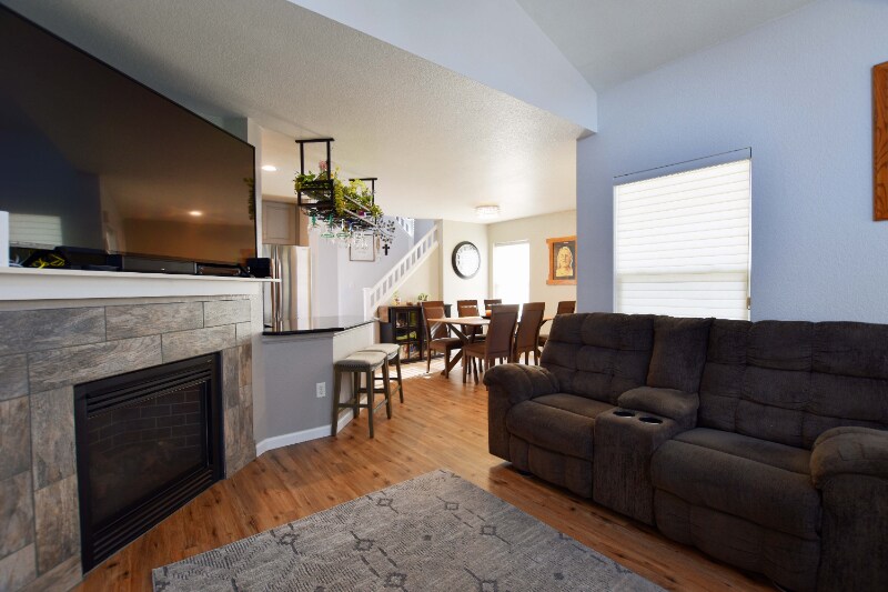 Building Photo - 4036 Plum Creek Dr