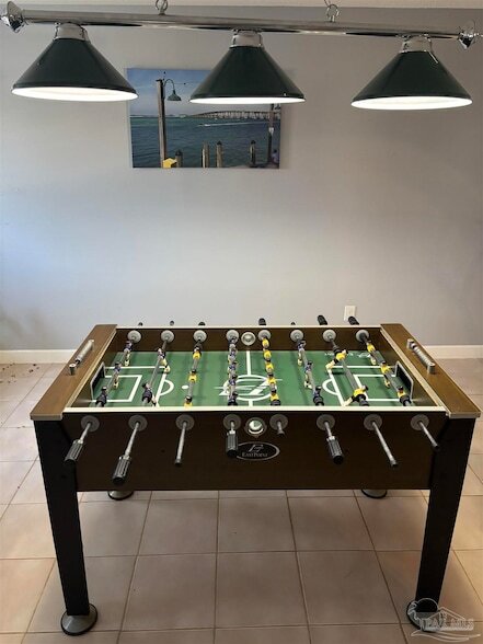 Building Photo - 2644 Venetian Way