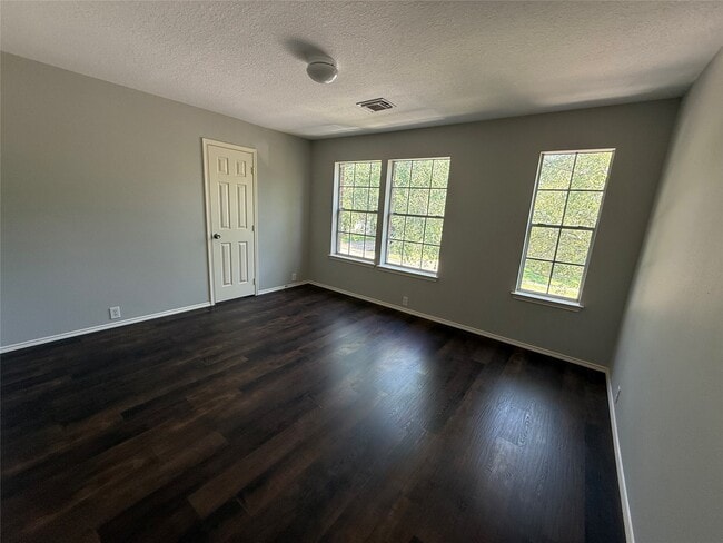 Building Photo - 4822 Russet Trail Ct