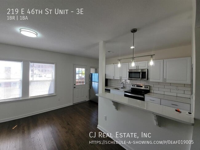 Building Photo - 219 E 46th St