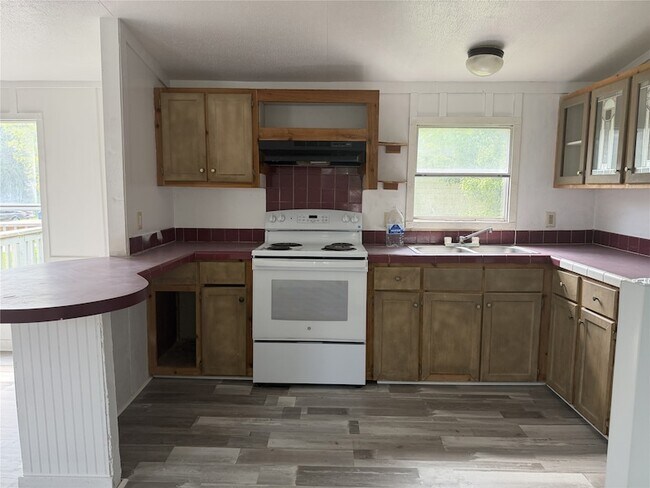 Building Photo - 16926 W Hammon