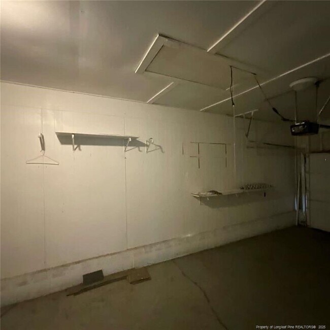 Building Photo - 925 Winterberry Dr