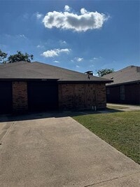 Building Photo - 7402 Amherst Dr