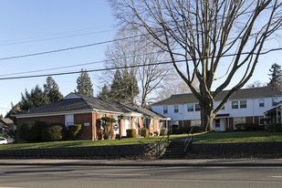 Building Photo - Britney Forest Apartments