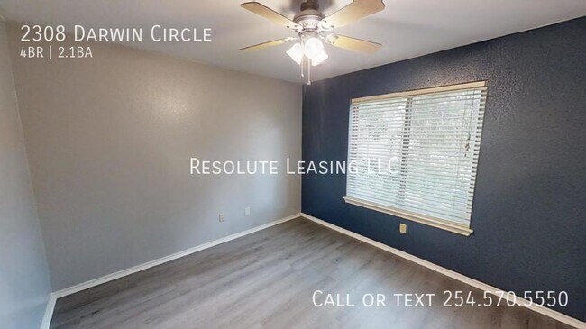 Building Photo - 2308 Darwin Cir