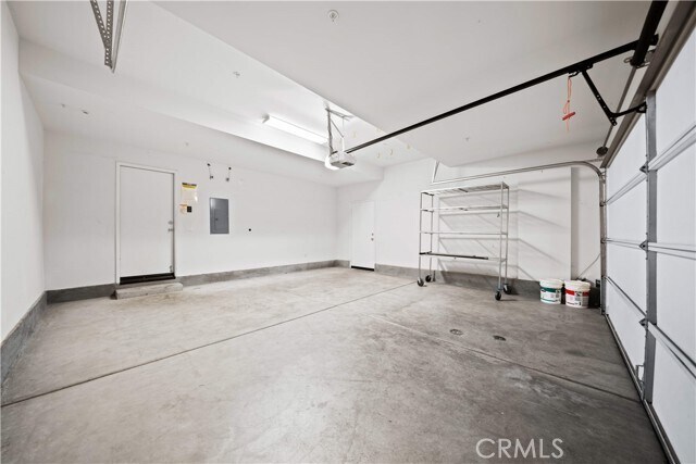 Building Photo - 145 Mongoose