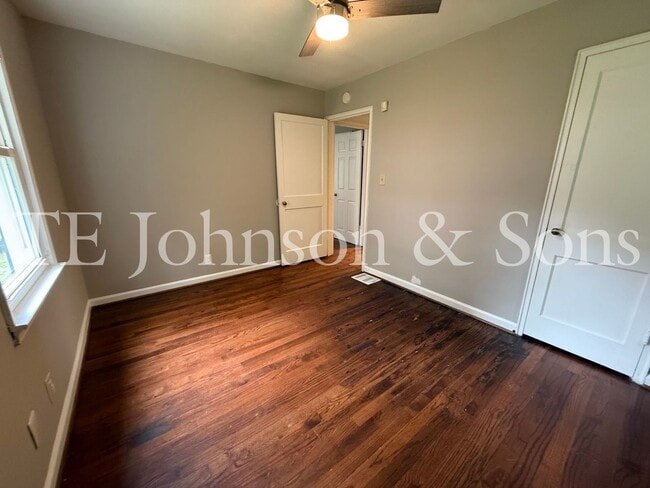 Building Photo - A Great Home Is Waiting For You!