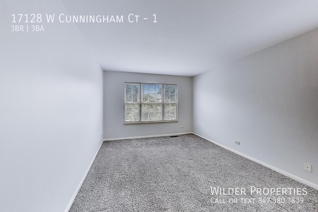 Building Photo - 17128 W Cunningham Ct