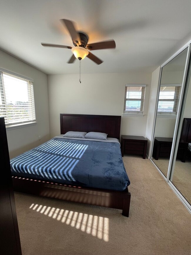 Building Photo - Pet Friendly Kahoma Village Furnished 3 Bed/2.5 Bath Townhome