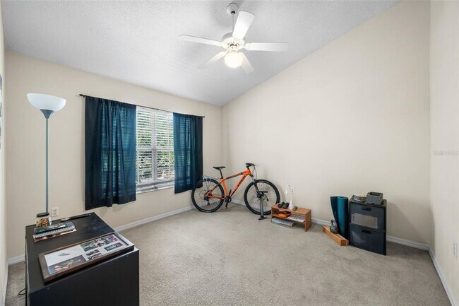 Building Photo - 10000 SW 52nd Ave