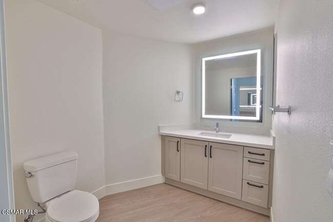 Building Photo - 1012 Vista del Mar Pl.