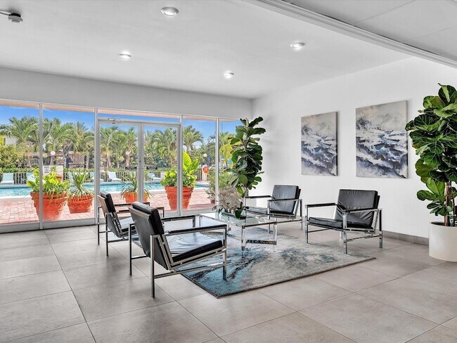 Building Photo - 401 Golden Isles Dr