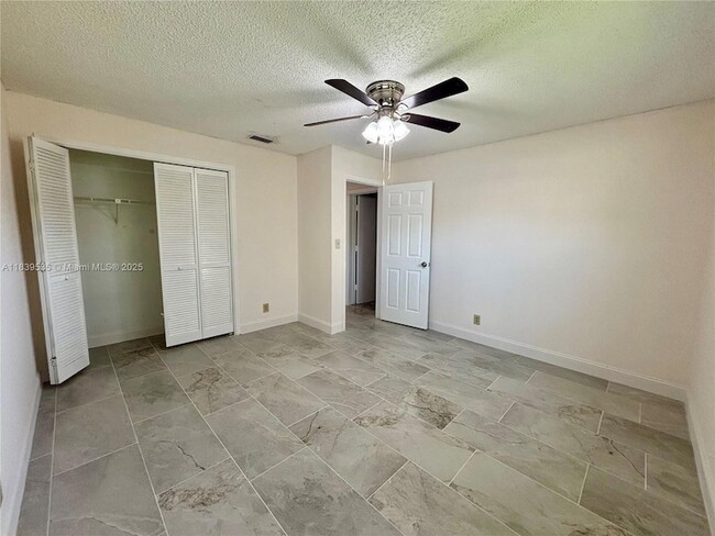 Building Photo - 11615 NW 23rd Ct