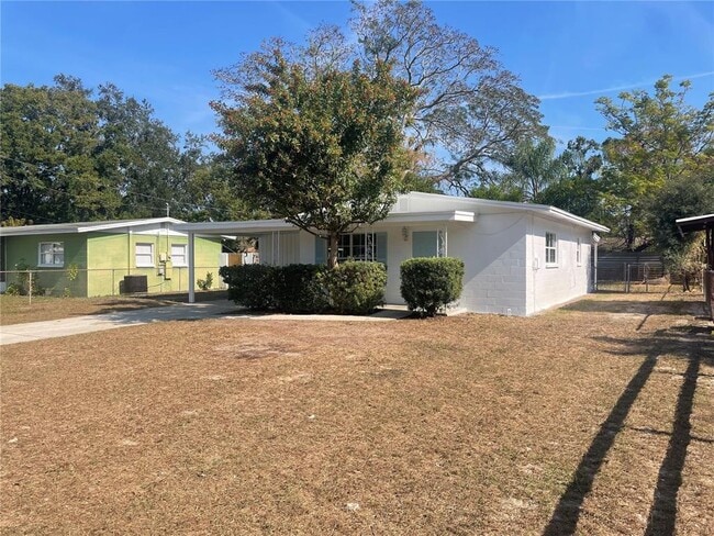 Building Photo - 10935 N 14th St