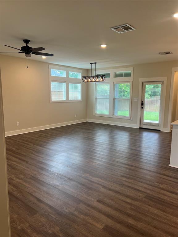 Building Photo - 412 Carneros Dr