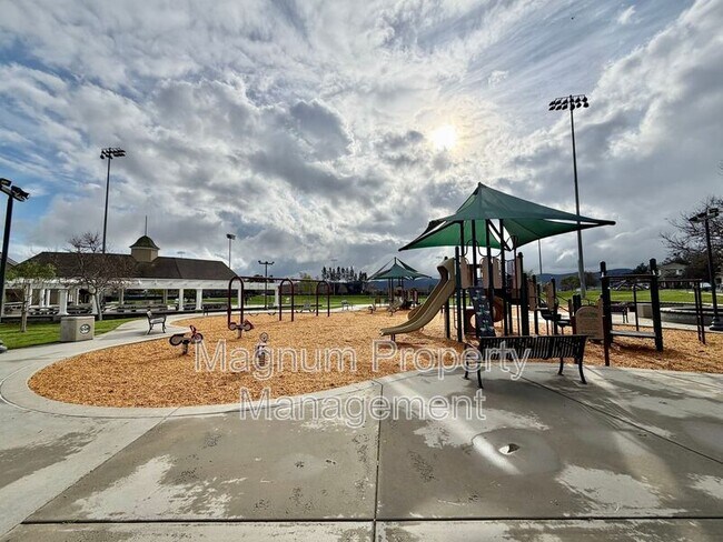 Building Photo - 40382 Corrigan Pl