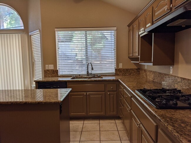 Building Photo - A Very nice and Large 4 Bedroom, 3 Bathroom, 2 STORY Home in Desert Shores!!!!